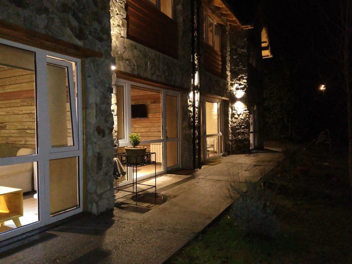Hosteria Bajo Cero Villa La Angostura Exteriér fotografie